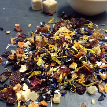 Früchte-Tee mit Aroma