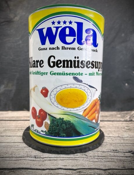 Klare Gemüsesuppe,  gekörnt